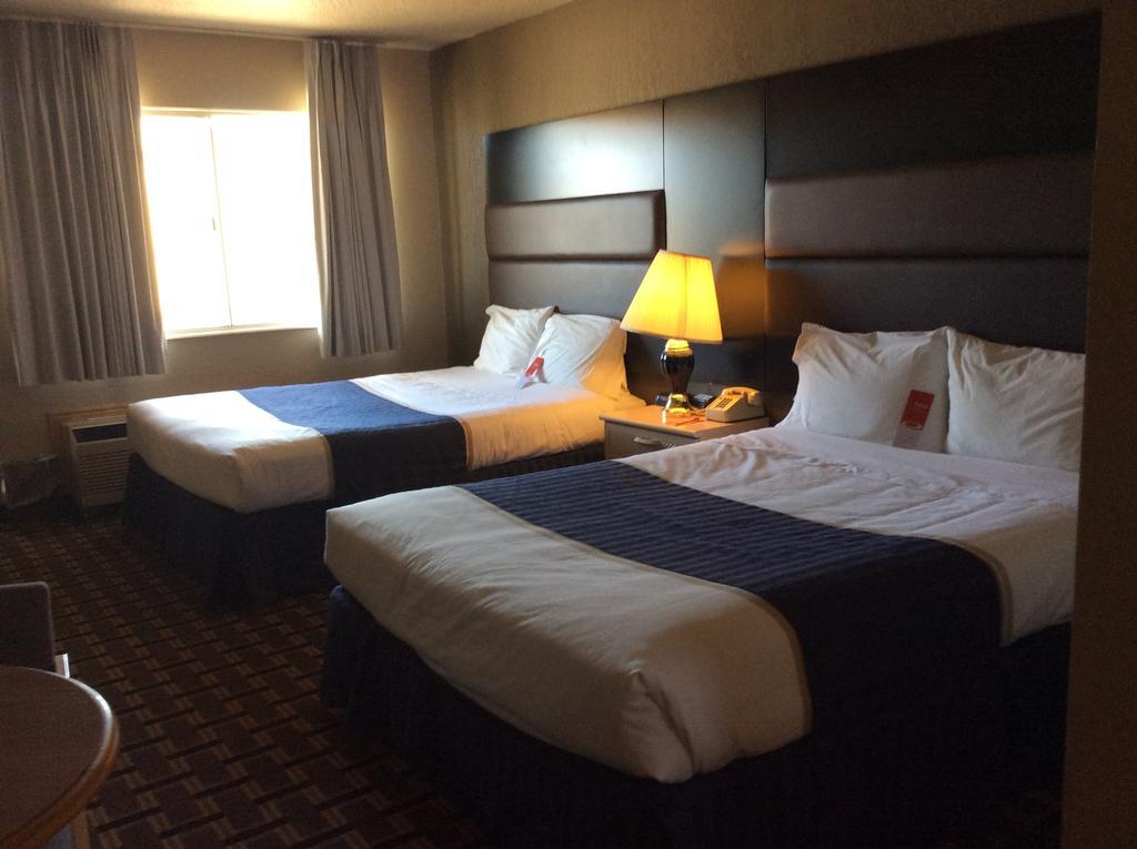 Econo Lodge Бивер Экстерьер фото