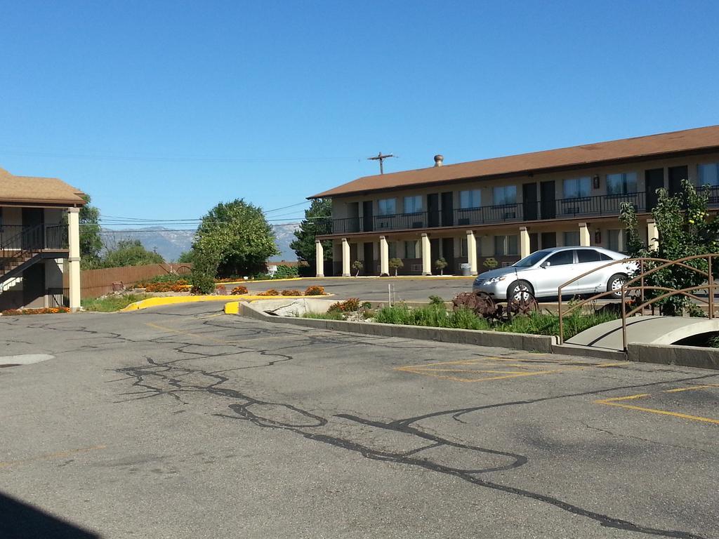 Econo Lodge Бивер Экстерьер фото